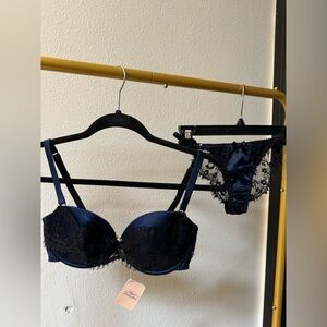 Agent provocateur lace set